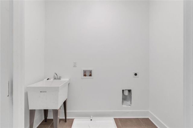 976 Dunning Street A, Atlanta, GA 30315