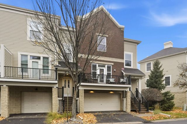 61 4th Avenue N 101, Minneapolis, MN 55401