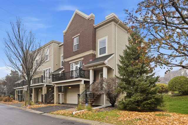 61 4th Avenue N 101, Minneapolis, MN 55401