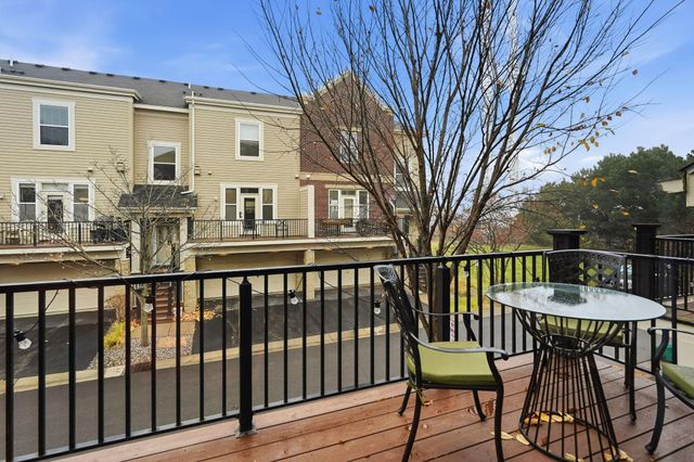 61 4th Avenue N 101, Minneapolis, MN 55401