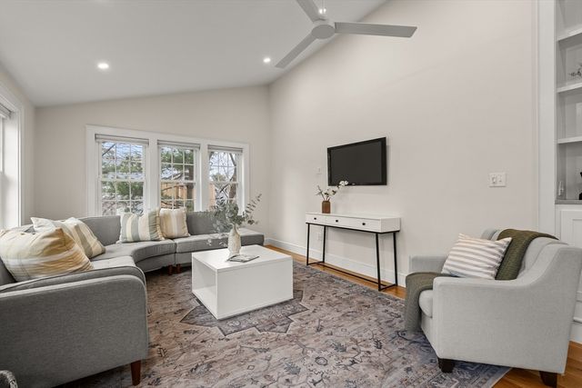 24 Grandview Rd, Arlington, MA 02476