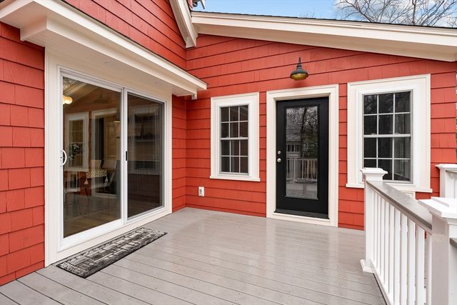 24 Grandview Rd, Arlington, MA 02476