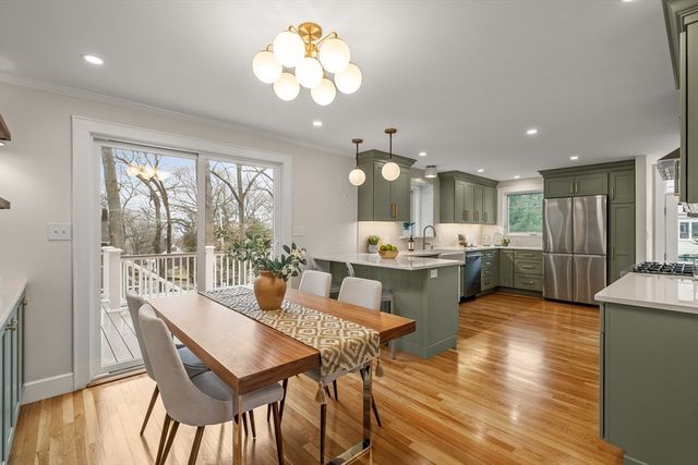 24 Grandview Rd, Arlington, MA 02476