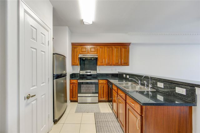 6655 W Sam Houston Parkway S 1K, Houston, TX 77072