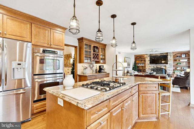 36 WESICKAMAN DR, Shamong, NJ 08088