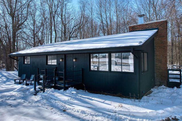 988 Blue Star Highway, Casco Twp, MI 49090