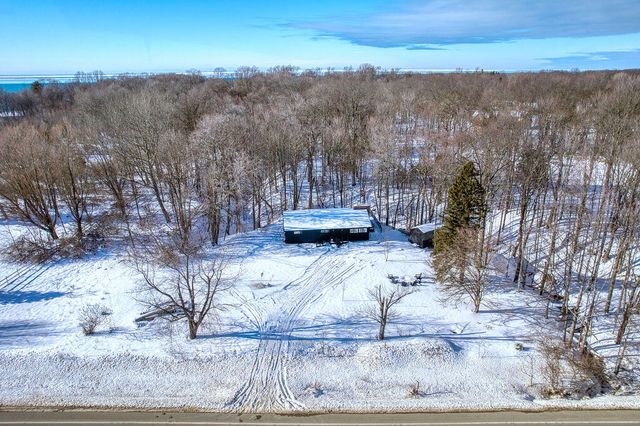 988 Blue Star Highway, Casco Twp, MI 49090