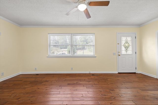 355 Warren Drive, Chattanooga, TN 37419
