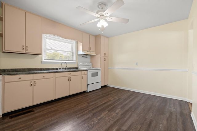 355 Warren Drive, Chattanooga, TN 37419