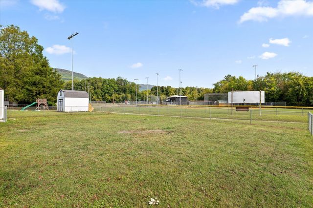 355 Warren Drive, Chattanooga, TN 37419