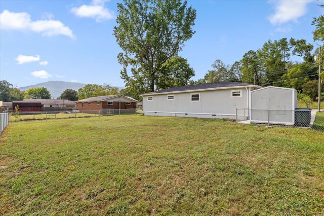 355 Warren Drive, Chattanooga, TN 37419