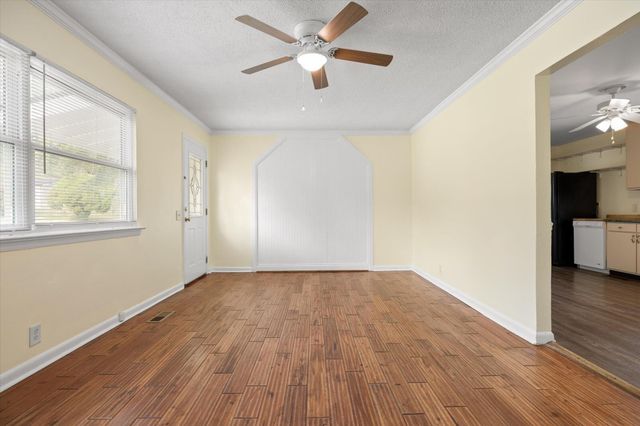 355 Warren Drive, Chattanooga, TN 37419