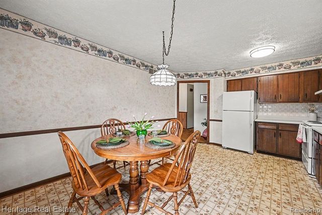 2986 Cumberland Road, Berkley, MI 48072