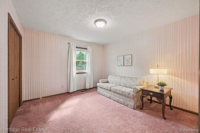 2986 Cumberland Road, Berkley, MI 48072