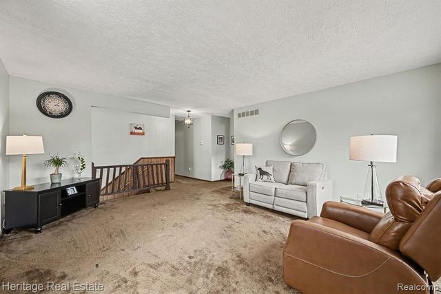 2986 Cumberland Road, Berkley, MI 48072
