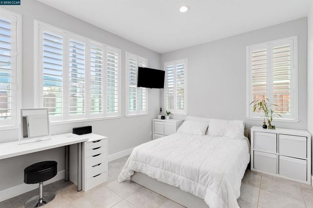 1156 Palm Ave, Martinez, CA 94553