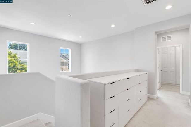 1156 Palm Ave, Martinez, CA 94553
