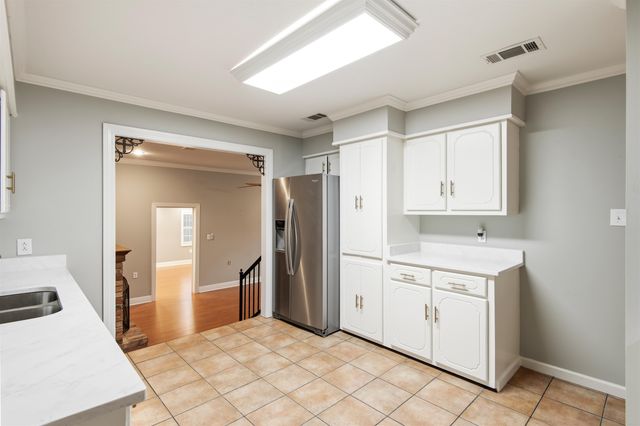 350 Mckinley St, Houma, LA 70364