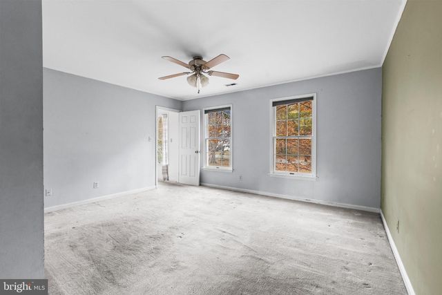 5825 MAGNOLIA CIR, St Leonard, MD 20685