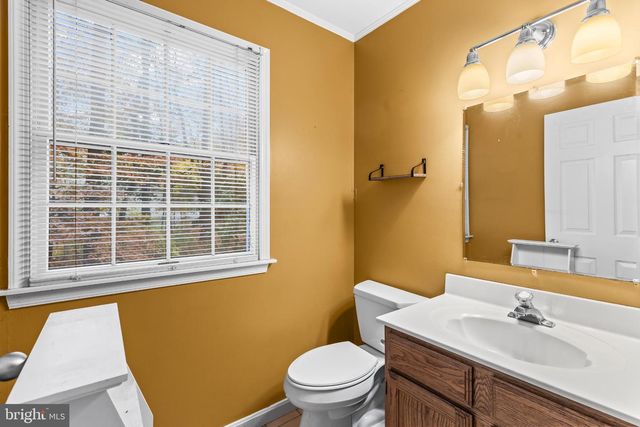 5825 MAGNOLIA CIR, St Leonard, MD 20685