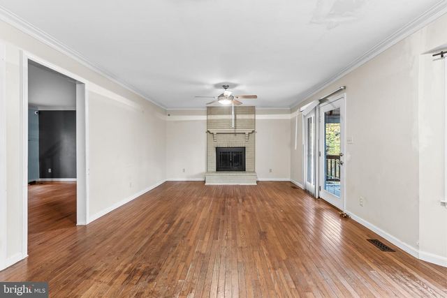 5825 MAGNOLIA CIR, St Leonard, MD 20685