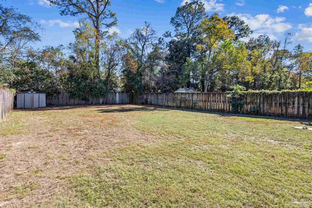 906 Calhoun Ave, Pensacola, FL 32526