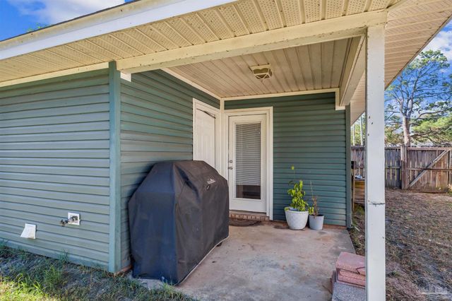 906 Calhoun Ave, Pensacola, FL 32526