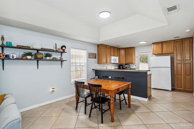 906 Calhoun Ave, Pensacola, FL 32526