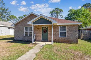 906 Calhoun Ave, Pensacola, FL 32526