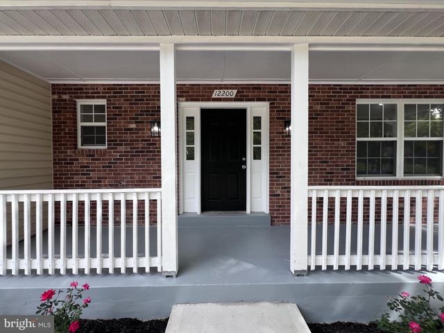 12200 CLEAR CREEK DR, Fort Washington, MD 20744