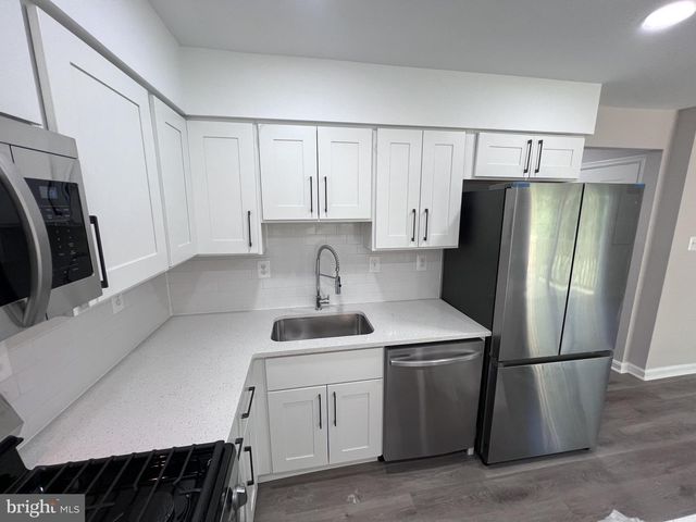 12200 CLEAR CREEK DR, Fort Washington, MD 20744