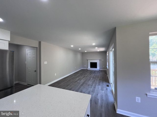 12200 CLEAR CREEK DR, Fort Washington, MD 20744