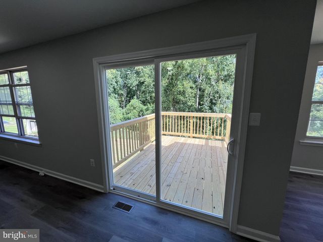 12200 CLEAR CREEK DR, Fort Washington, MD 20744