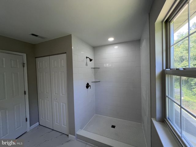 12200 CLEAR CREEK DR, Fort Washington, MD 20744