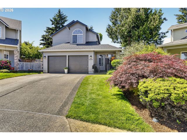 12276 Se MOUNTAIN SUN Dr, Clackamas, OR 97015