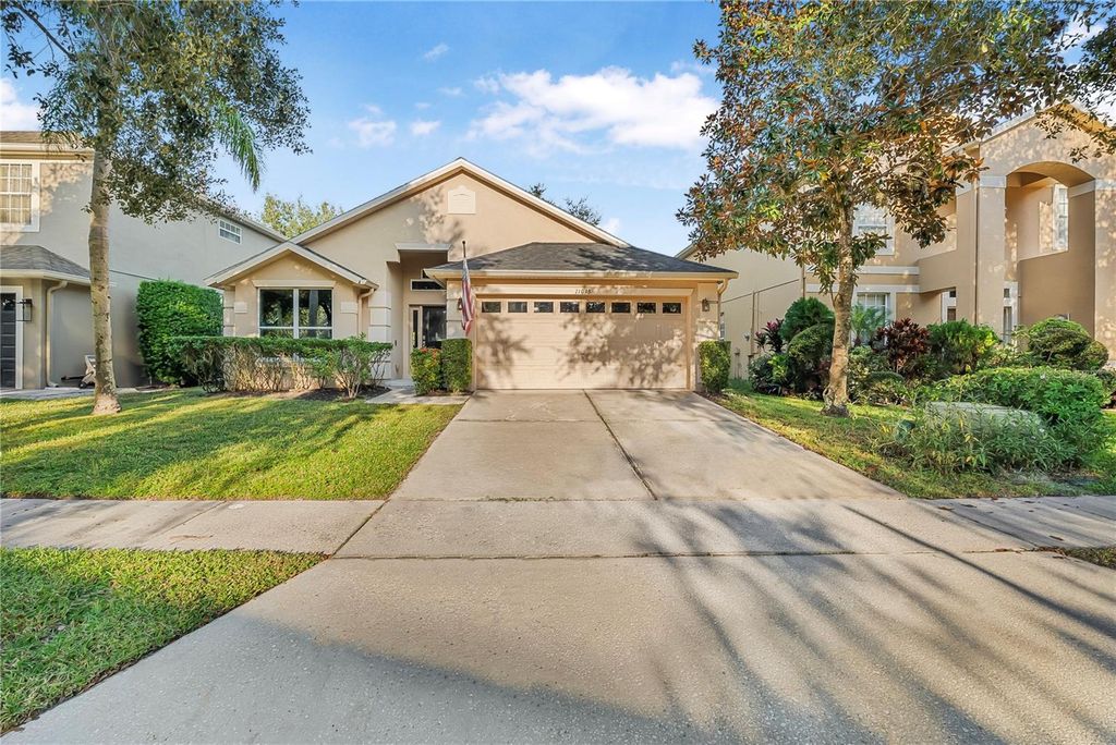 Image 2 of property listing at 11015 TAEDA DRIVE, Orlando, FL 32832