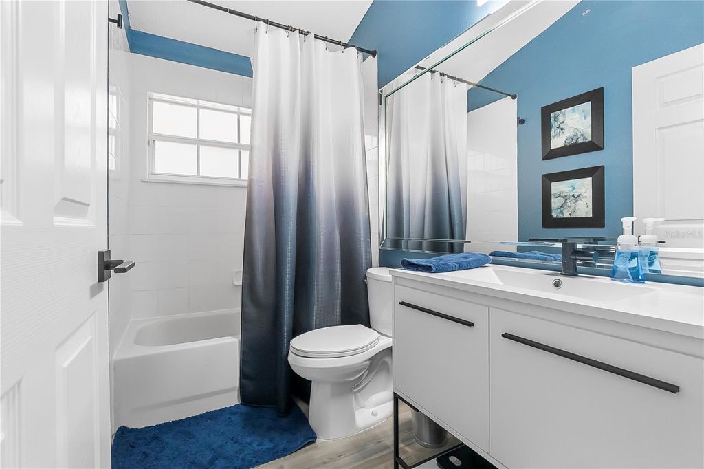 Image 30 of property listing at 11015 TAEDA DRIVE, Orlando, FL 32832