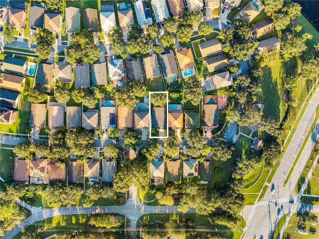 Image 37 of property listing at 11015 TAEDA DRIVE, Orlando, FL 32832