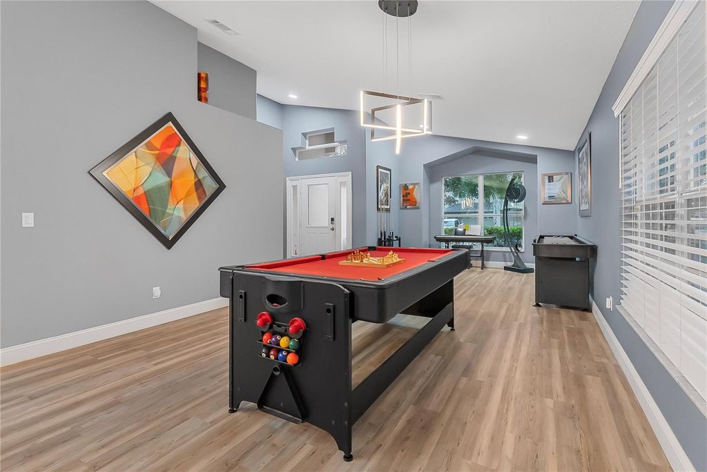 Image 10 of property listing at 11015 TAEDA DRIVE, Orlando, FL 32832