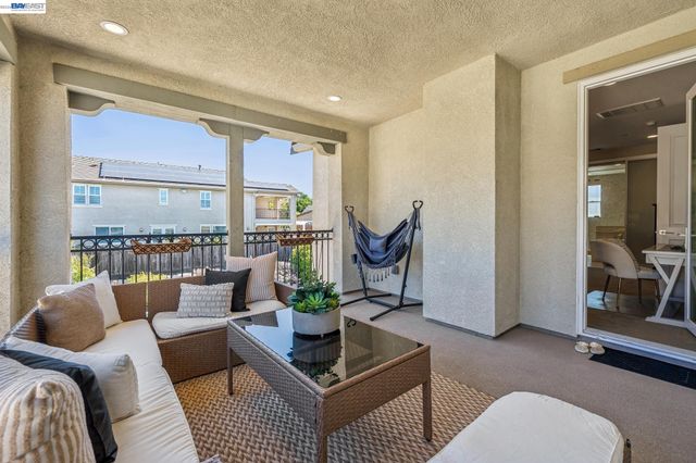 66 Adair Way, Hayward, CA 94542