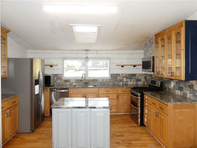 7012 Blueberry SE Ridge, Acworth, GA 30102