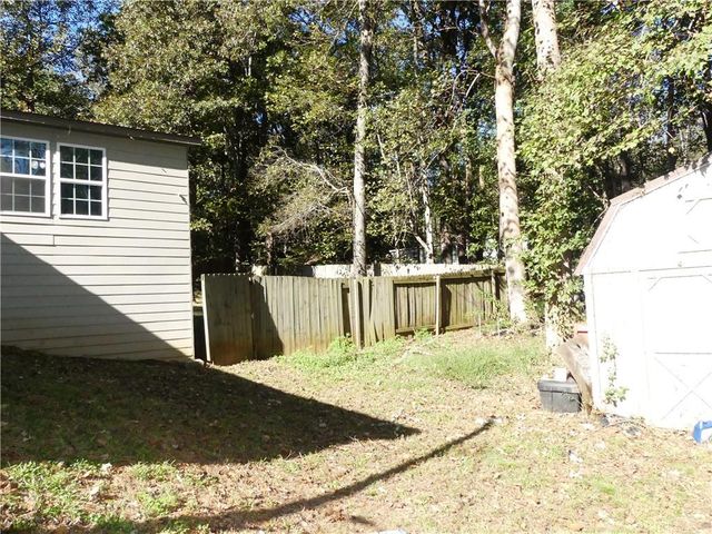 7012 Blueberry SE Ridge, Acworth, GA 30102