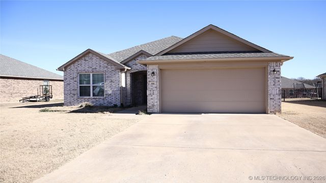 630 Lakefront Drive, Krebs, OK 74501