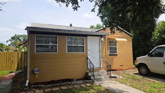 1761 28TH AVENUE N, St Petersburg, FL 33713