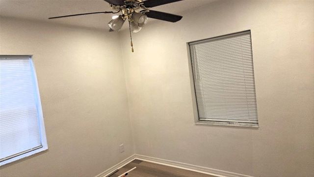 1761 28TH AVENUE N, St Petersburg, FL 33713