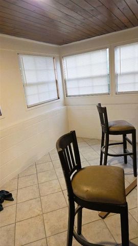 1761 28TH AVENUE N, St Petersburg, FL 33713