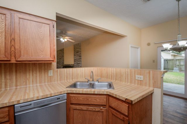 11919 Westlock Drive, Tomball, TX 77377