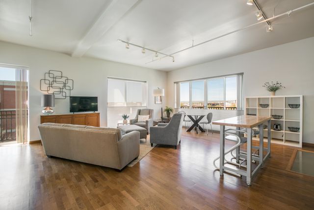 401 Central Avenue NE 301, Albuquerque, NM 87102