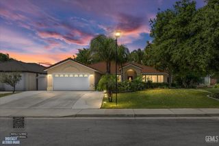 10721 Loughton Avenue, Bakersfield, CA 93311