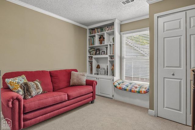 826 E Lakeshore Cove E, Jonesboro, AR 72401